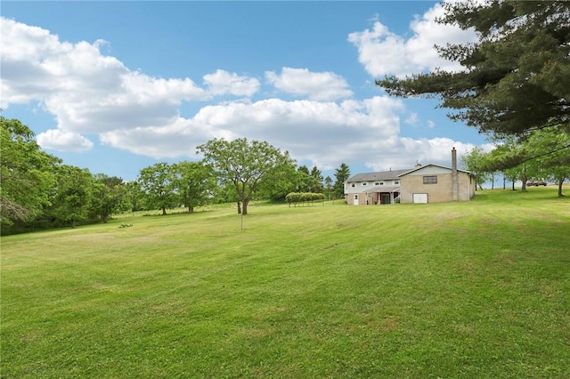 1509 Edmon Rd, Kiskiminetas Twp, PA 15618 - view of green lawn