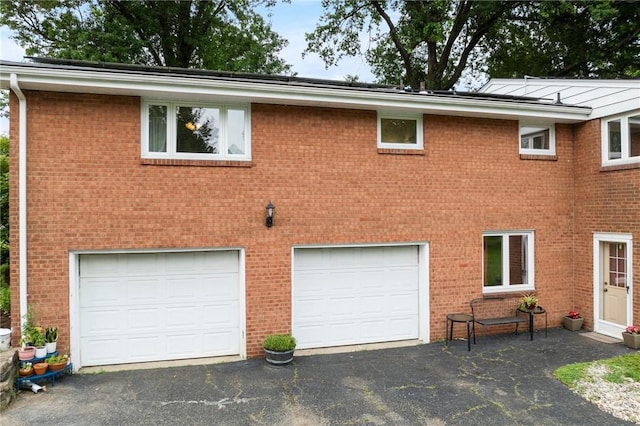 1527 W Ingomar Rd, Franklin Park, PA 15237 - view of front of property featuring a garage and driveway