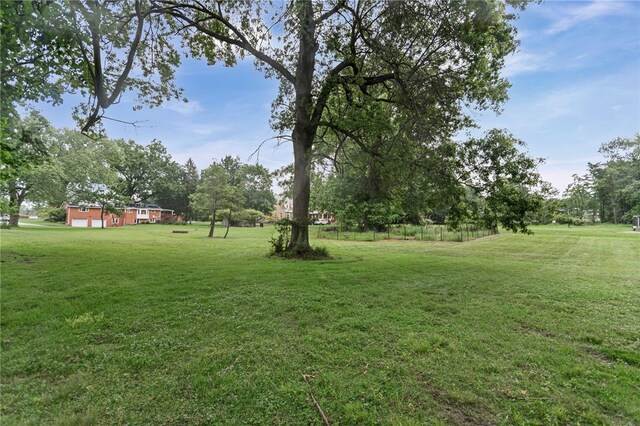 1527 W Ingomar Rd, Franklin Park, PA 15237 - view of yard