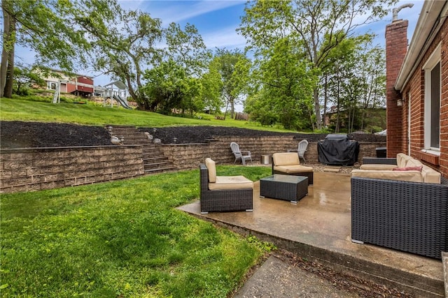 6032 Dalmation Dr, Bethel Park, PA 15102 - view of grassy yard featuring a patio area