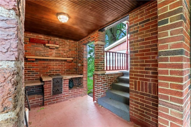 146 Samuel St, Chippewa Twp, PA 15010 - view of covered porch