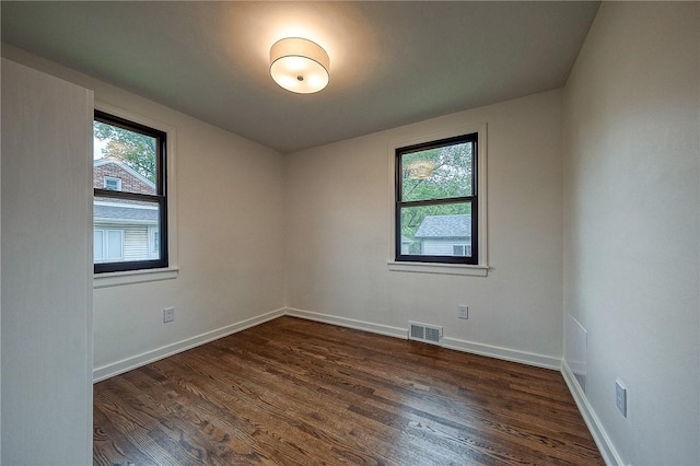 2425 W Pike St, Chartiers, PA 15342 - spare room with dark wood-style floors and baseboards