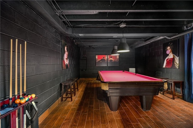 311 Derry Ridge Rd, Ligonier Twp, PA 15658 - recreation room featuring wood finished floors, billiards table, and concrete block wall