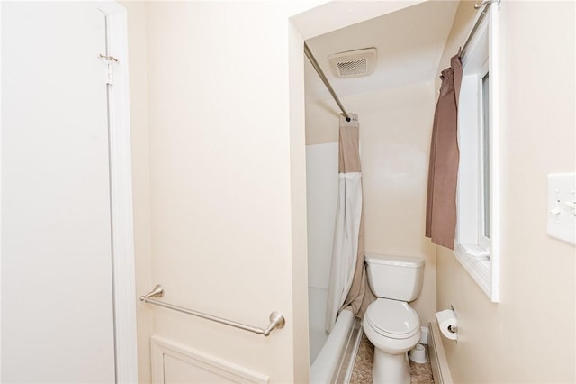 3 Coates Ln, White Twp Ind, PA 15701 - bathroom with toilet, baseboards, and shower / bathtub combination with curtain