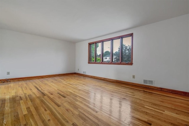 200 Spartan Dr, Bethel Park, PA 15102 - spare room featuring light wood-style floors and baseboards