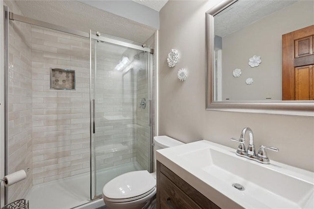 5020 Meadow Crest Dr, Hampton, PA 15101 - full bath featuring toilet, a shower stall, vanity, and a textured ceiling