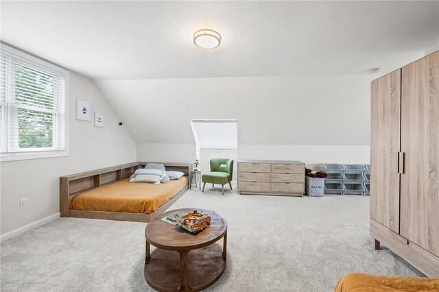 230 Summerlawn Dr, Bell Acres, PA 15143 - bedroom featuring carpet, vaulted ceiling, and baseboards