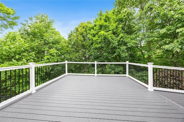 230 Summerlawn Dr, Bell Acres, PA 15143 - view of wooden terrace