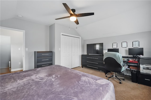 848 7th St, Verona, PA 15147 - bedroom with vaulted ceiling, a closet, light carpet, a desk, and ceiling fan