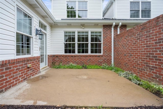 203 Providence Ct, Adams Twp, PA 16059 - view of patio / terrace