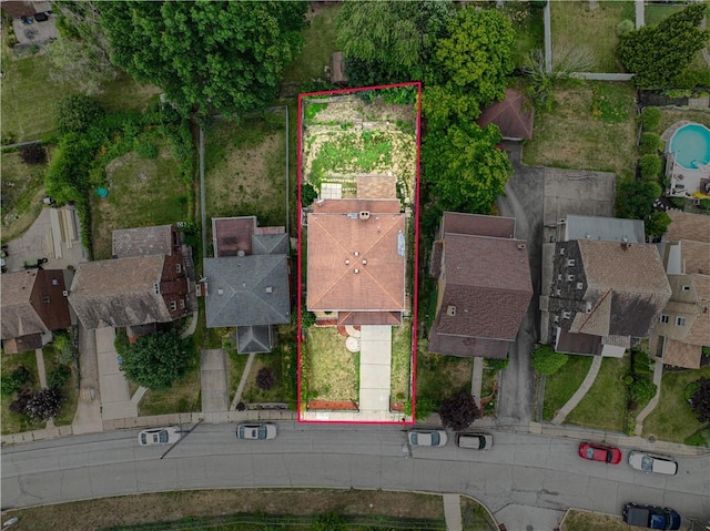 2352 Edgar St, Carrick, PA 15210 - aerial view of residential area featuring property boundaries highlighted