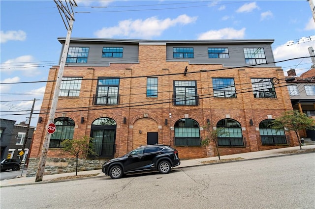 622 Gross St Unit 104, Bloomfield, PA 15224 - townhome / multi-family property with brick siding