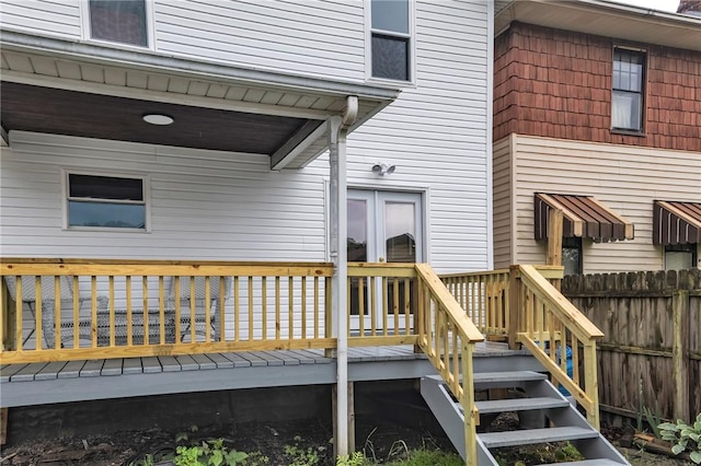 623 E 3rd Ave, Tarentum, PA 15084 - view of wooden terrace