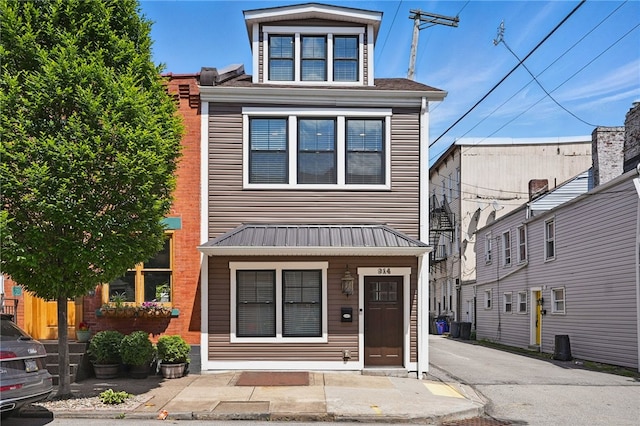 914 James St, East Allegheny, PA 15212 - view of front of house