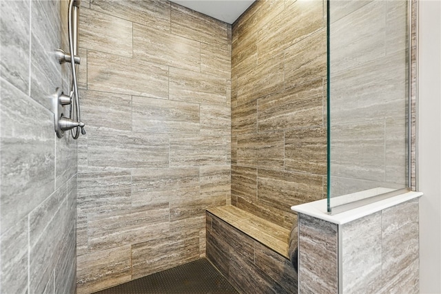 914 James St, East Allegheny, PA 15212 - bathroom featuring tiled shower