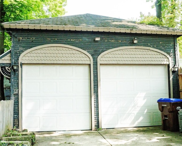 150 Euclid Ave, Sharon, PA 16146 - view of detached garage