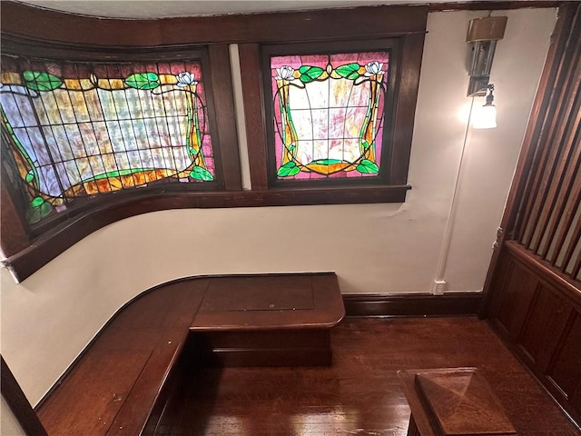150 Euclid Ave, Sharon, PA 16146 - detailed view of baseboards and wood finished floors