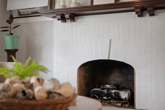 1437 Browning Rd, Highland Park, PA 15206 - detailed view of a fireplace