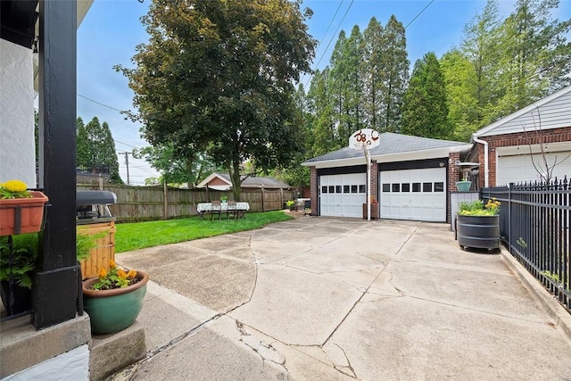 1437 Browning Rd, Highland Park, PA 15206 - view of detached garage