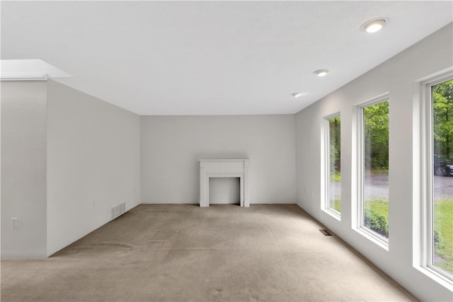 1860 Washington Rd, Washington Twp Wml, PA 15613 - unfurnished living room with light carpet