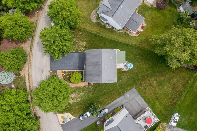 5743 Villahaven Dr, Bethel Park, PA 15236 - drone / aerial view