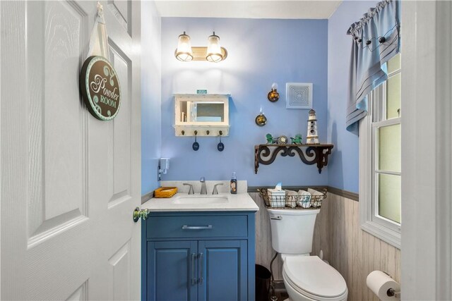 5743 Villahaven Dr, Bethel Park, PA 15236 - half bath featuring toilet, wainscoting, and vanity