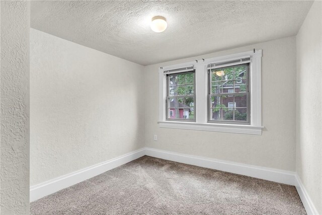 92 Pittsburgh Cir, Ellwood City, PA 16117 - photo 32