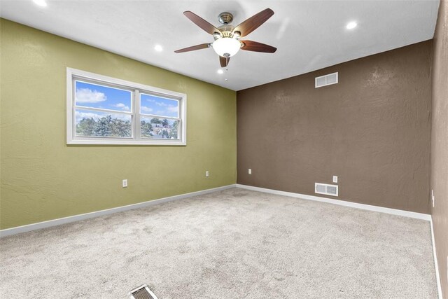 44 Pasadena St, Mt Washington, PA 15211 - empty room with a ceiling fan, carpet, recessed lighting, and baseboards