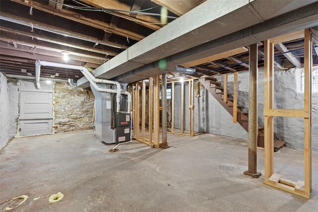 44 Pasadena St, Mt Washington, PA 15211 - unfinished basement with heating unit and stairs