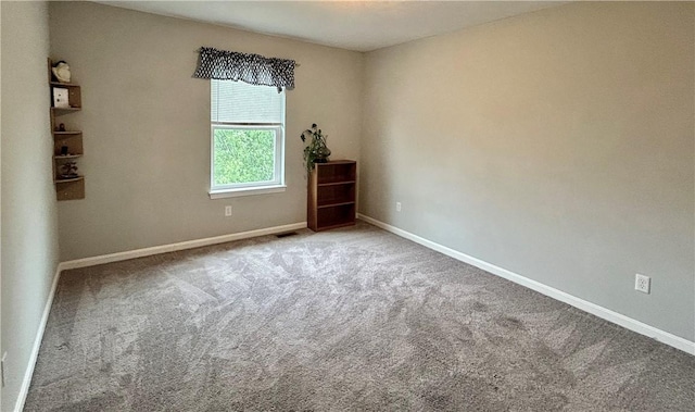127 Benton, Canonsburg, PA 15317 - carpeted empty room with baseboards