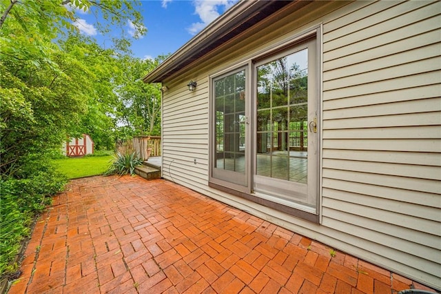 1371 Blue Jay Dr, Scott Twp Sal, PA 15243 - view of patio