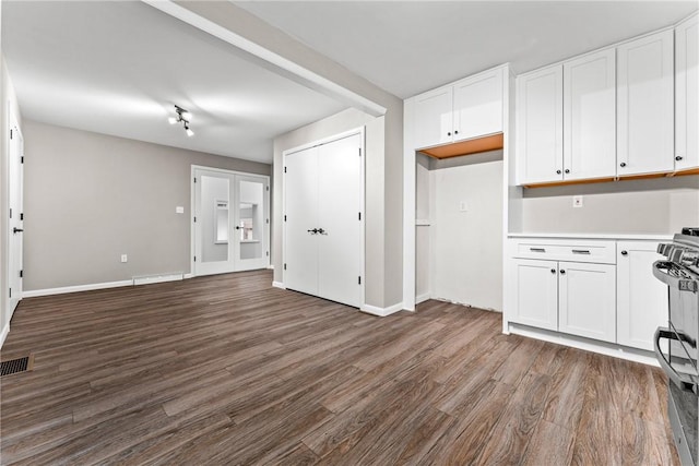 385 Vogan Dr, Mercer Boro Mer, PA 16137 - kitchen with dark wood-style flooring, white cabinetry, and light countertops