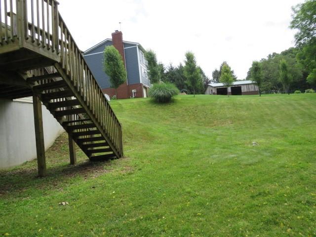 280 Evans Rd, Jackson Twp, PA 16063 - view of green lawn with stairs