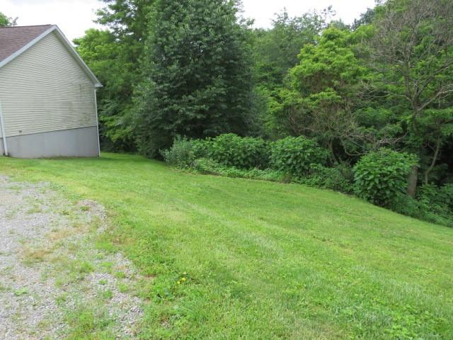 280 Evans Rd, Jackson Twp, PA 16063 - view of grassy yard