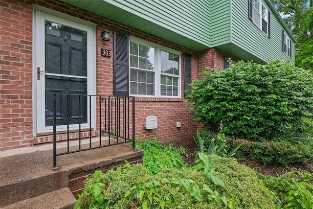 303 Laporte Ct, Cranberry Twp, PA 16066 - entrance to property featuring brick siding