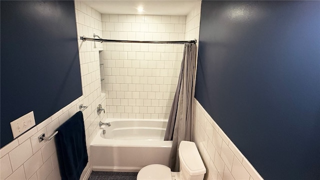 102 Green Vista Dr, Ohio Twp, PA 15237 - full bath with shower / bath combination with curtain and tile walls