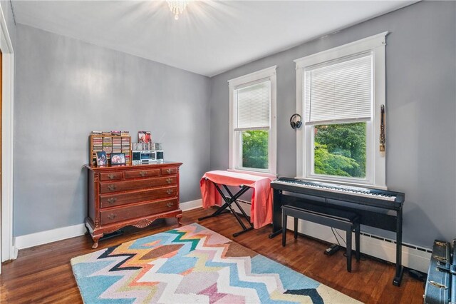 404 Lenox Ave, Forest Hills Boro, PA 15221 - sitting room with wood finished floors and baseboards