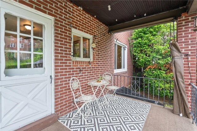 404 Lenox Ave, Forest Hills Boro, PA 15221 - view of porch