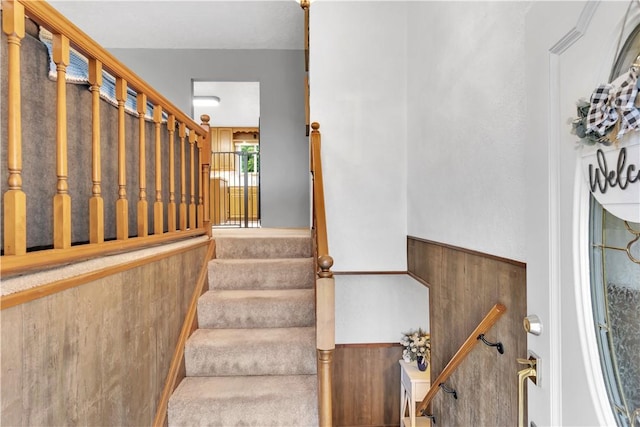 536 Hopewell Rd, Luzerne Twp, PA 15433 - view of staircase