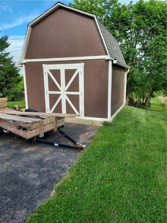 1046 Elicker Rd, Plum Boro, PA 15068 - view of shed