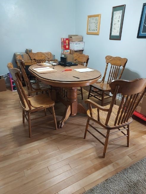 1046 Elicker Rd, Plum Boro, PA 15068 - dining space featuring light wood finished floors