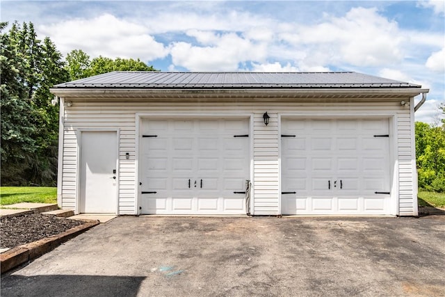 229 Holyoke Rd, Center Twp But, PA 16001 - view of detached garage