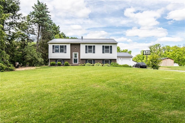 229 Holyoke Rd, Center Twp But, PA 16001 - split foyer home with a front lawn and brick siding