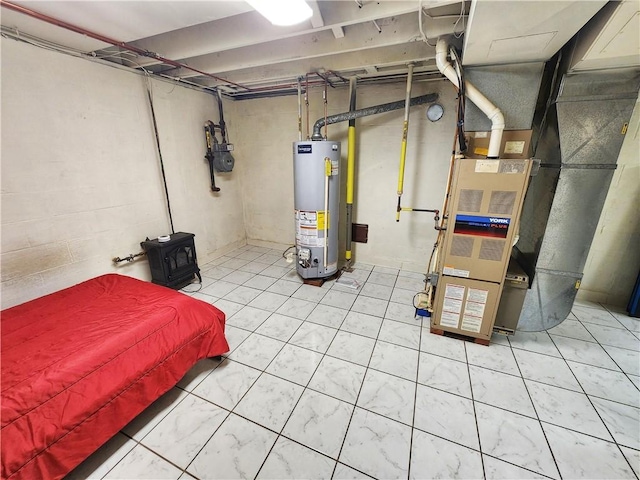 1013 Charles Dr, Union Twp Law, PA 16101 - unfinished basement with gas water heater