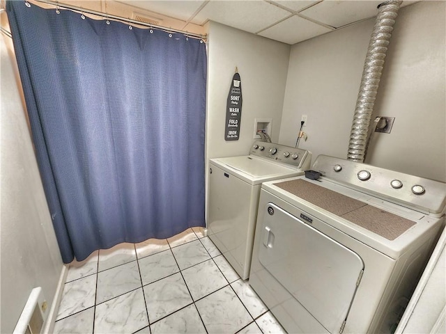 1013 Charles Dr, Union Twp Law, PA 16101 - washroom with washing machine and clothes dryer