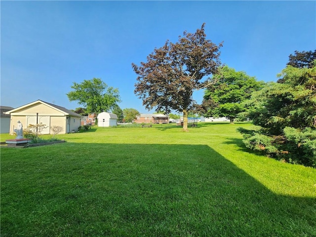1013 Charles Dr, Union Twp, PA 16101 - photo 3
