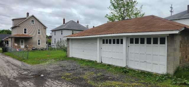 117 Glen Ave, Ellwood City Law, PA 16117 - view of detached garage