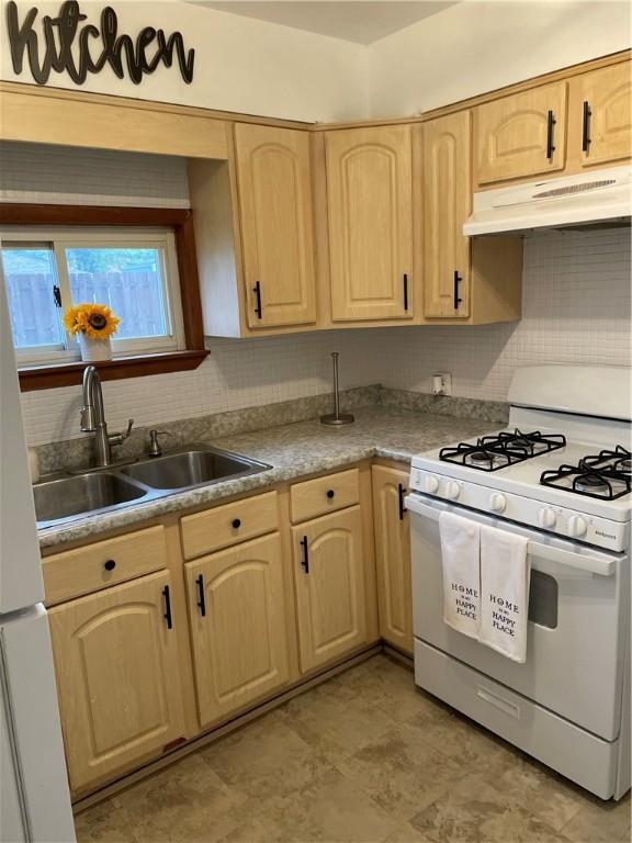 309 Delaware N, Versailles, PA 15137 - photo 8