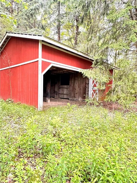 286 W Jamestown Rd, Greenville Boro Mer, PA 16125 - photo 33