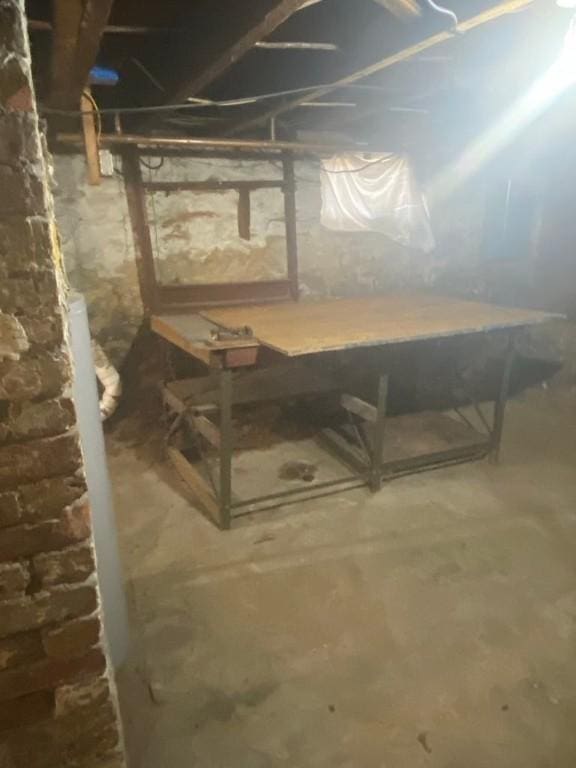 735 Park Ave, Johnstown, PA 15902 - view of unfinished basement